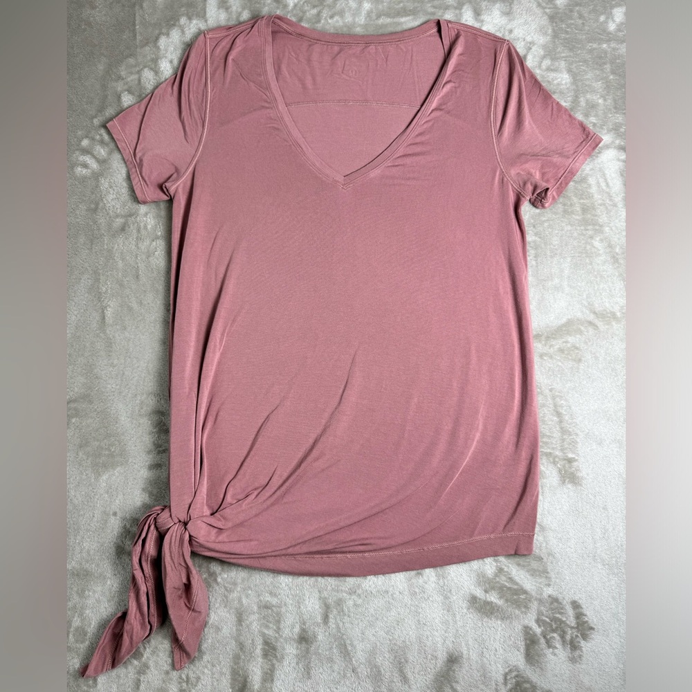 Lululemon Tee Size Medium 8 To The Point Tee Quicksand‎ Rose Pink Shirt